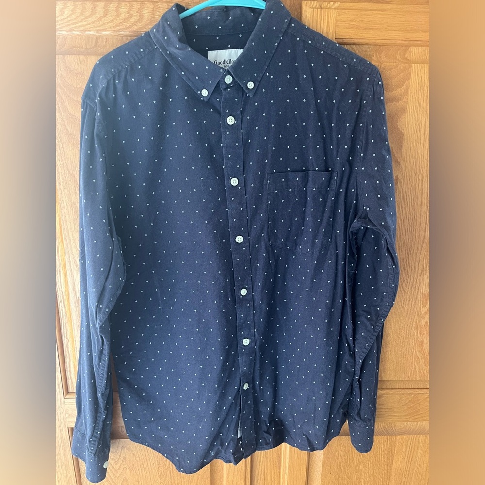 Goodfellow Button-Down, Size M 🔵